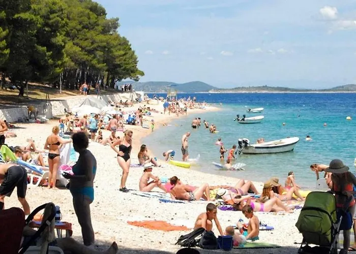 With A Parking Space - 13671 Primošten